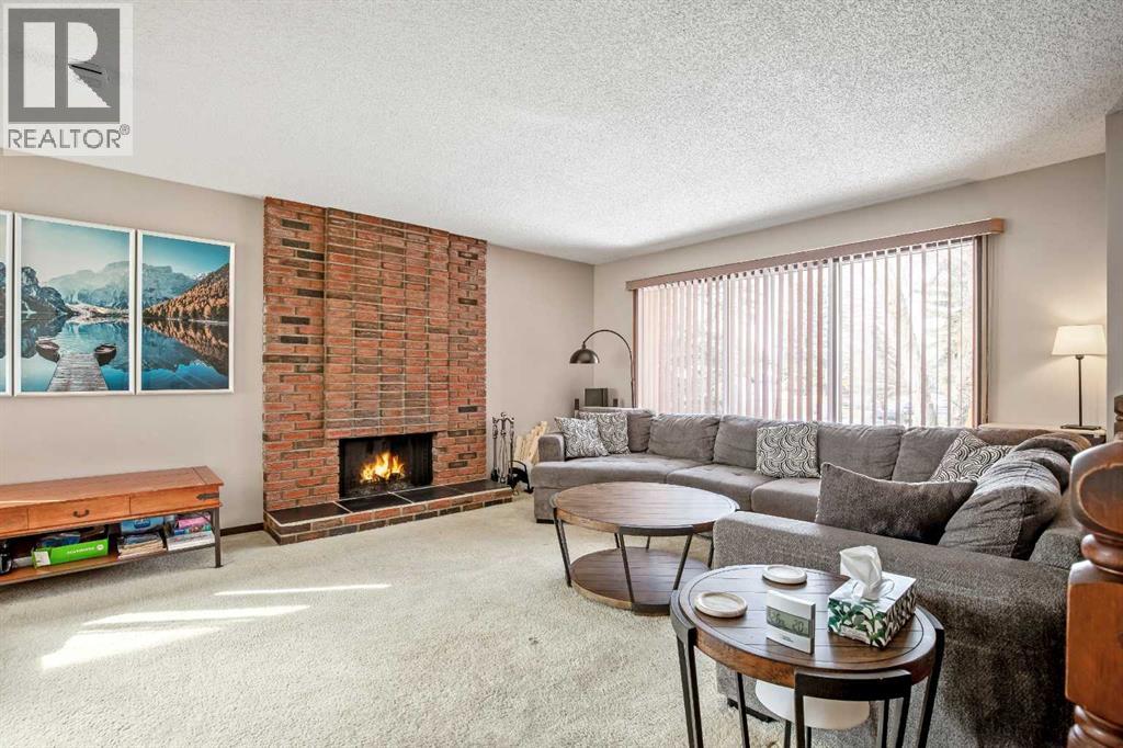 427 Queen Anne Way SE