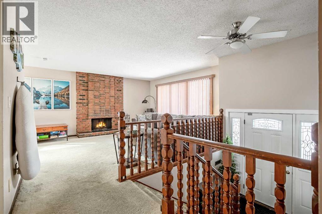 427 Queen Anne Way SE