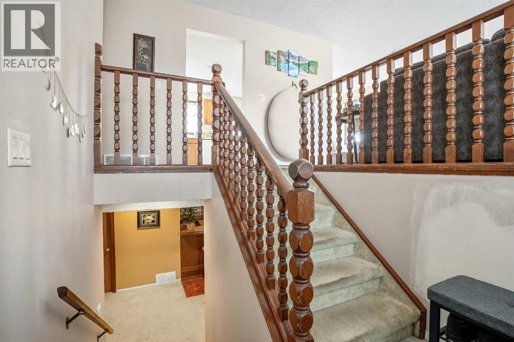 427 Queen Anne Way SE