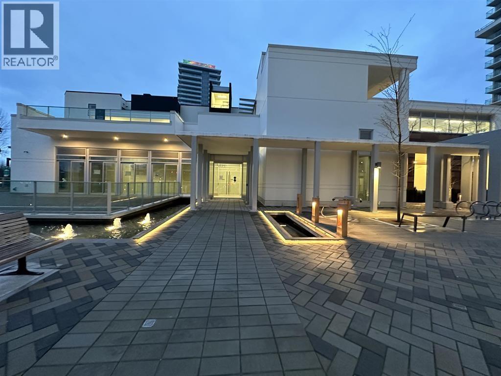 1625 LIONS GATE LANE