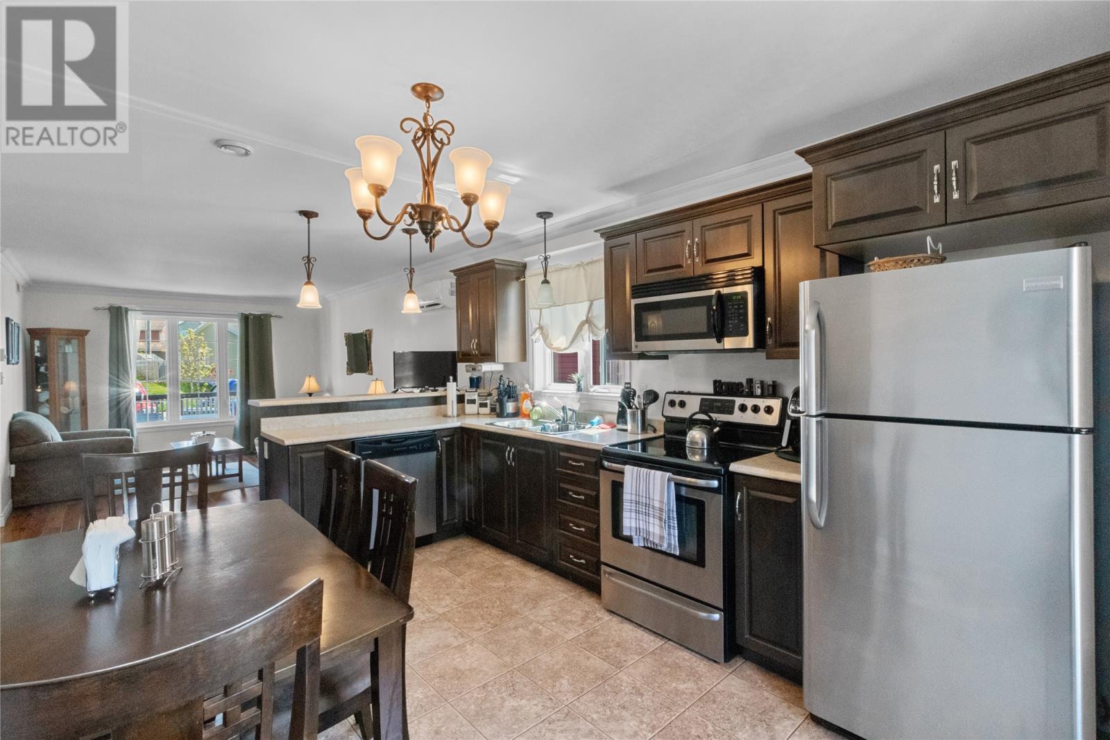 27 Pollux Drive