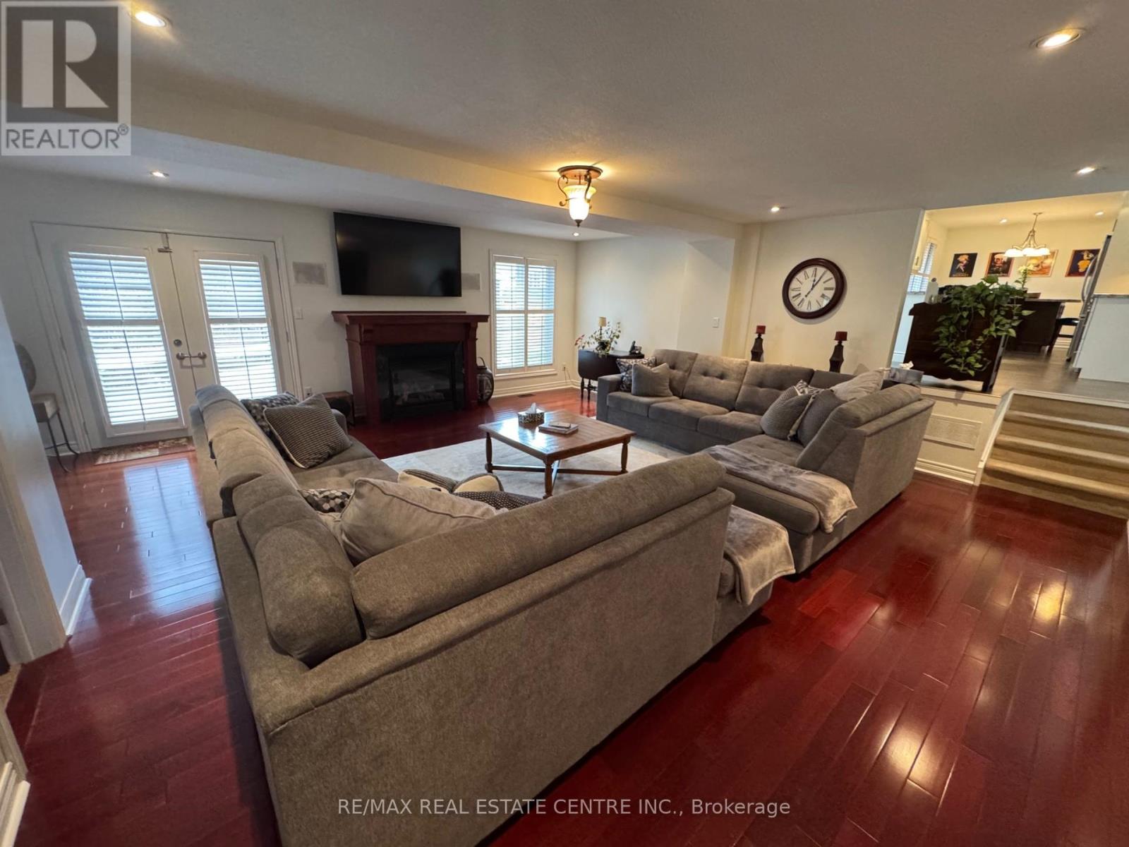 2162 DEVON ROAD