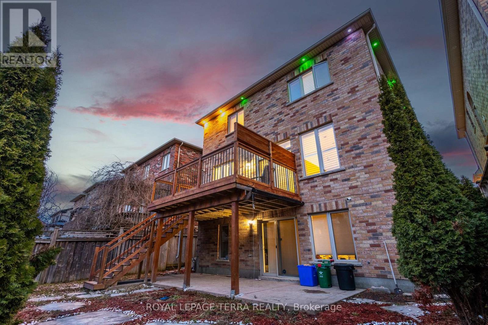 584 PINERY TRAIL