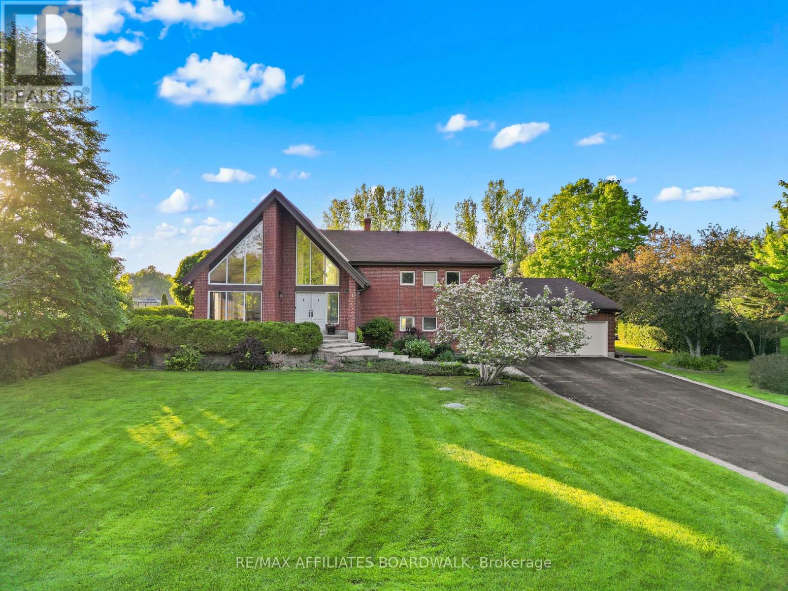 1700 LAKESHORE DRIVE