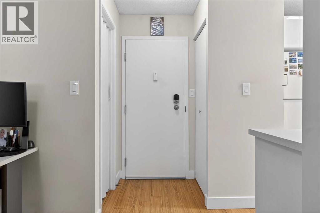 202, 1011 12 Avenue SW