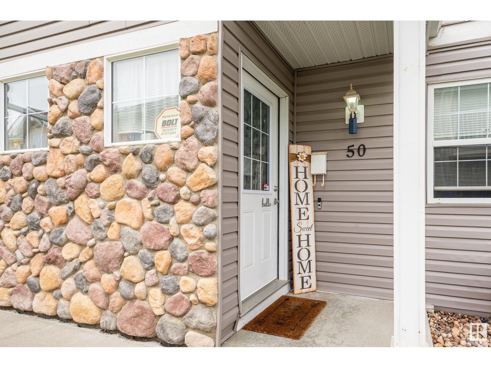 #50 150 EDWARDS DR SW