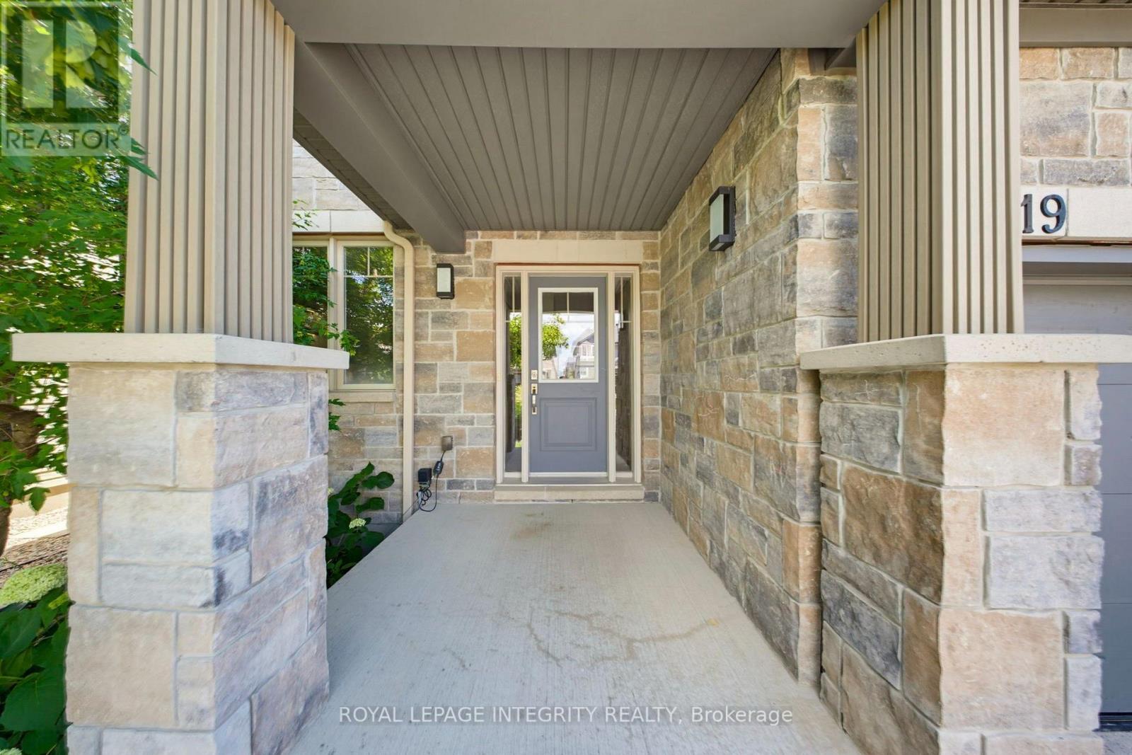 319 BOBOLINK RIDGE