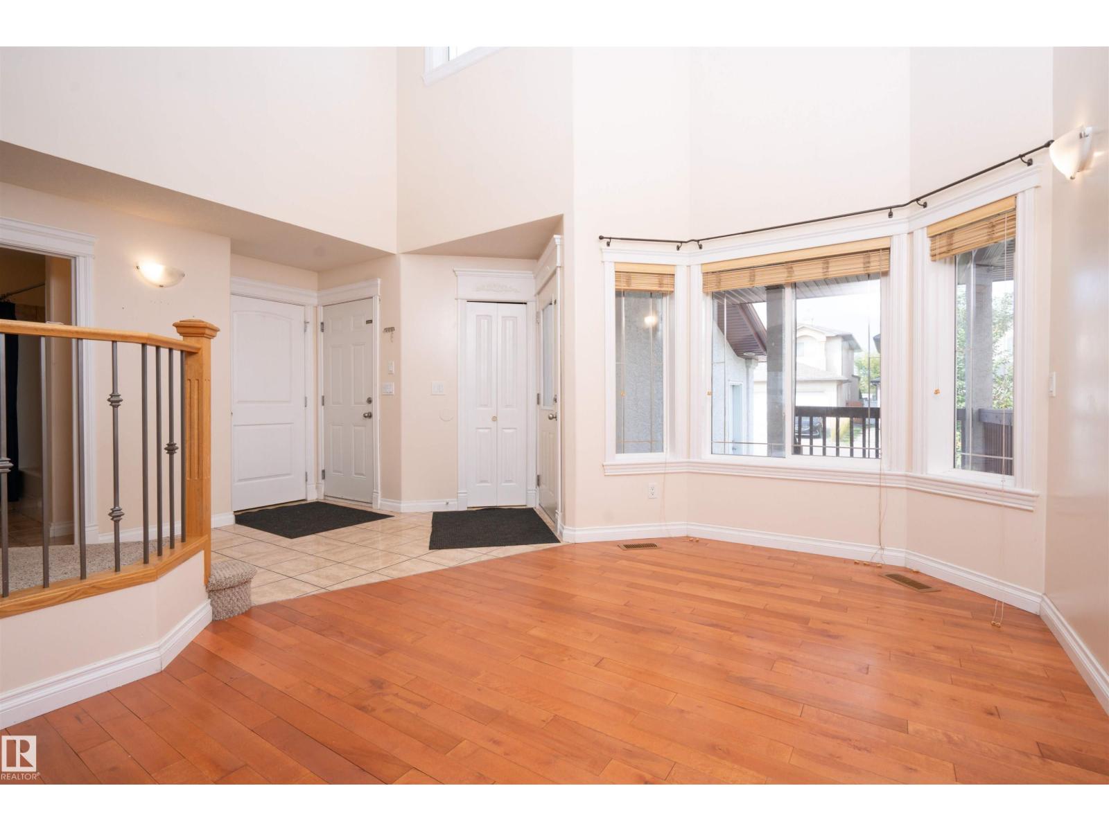 16105 49 ST NW