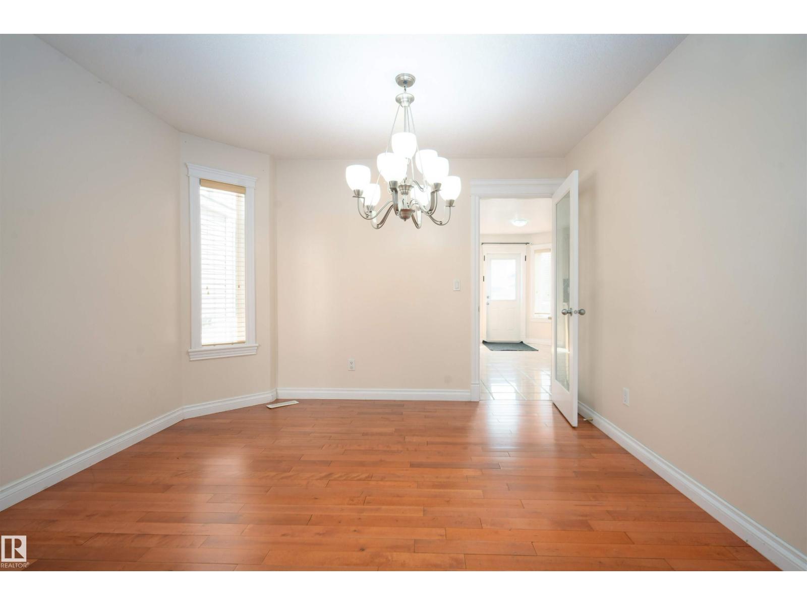 16105 49 ST NW