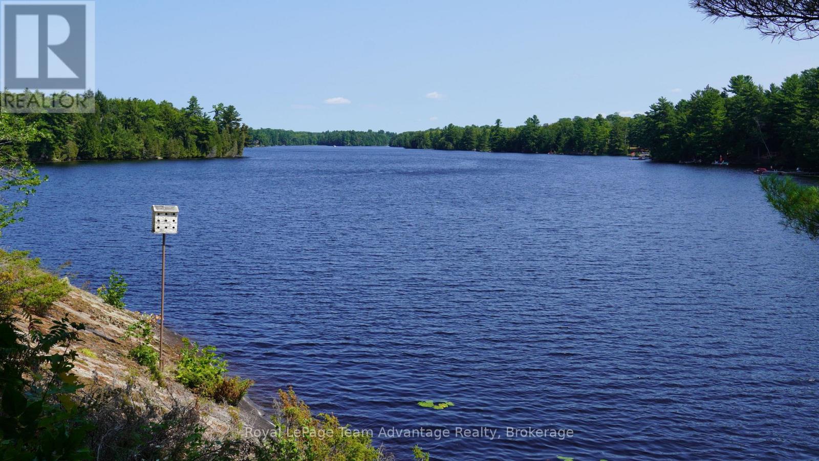 25 PENINSULA SHORE ROAD E