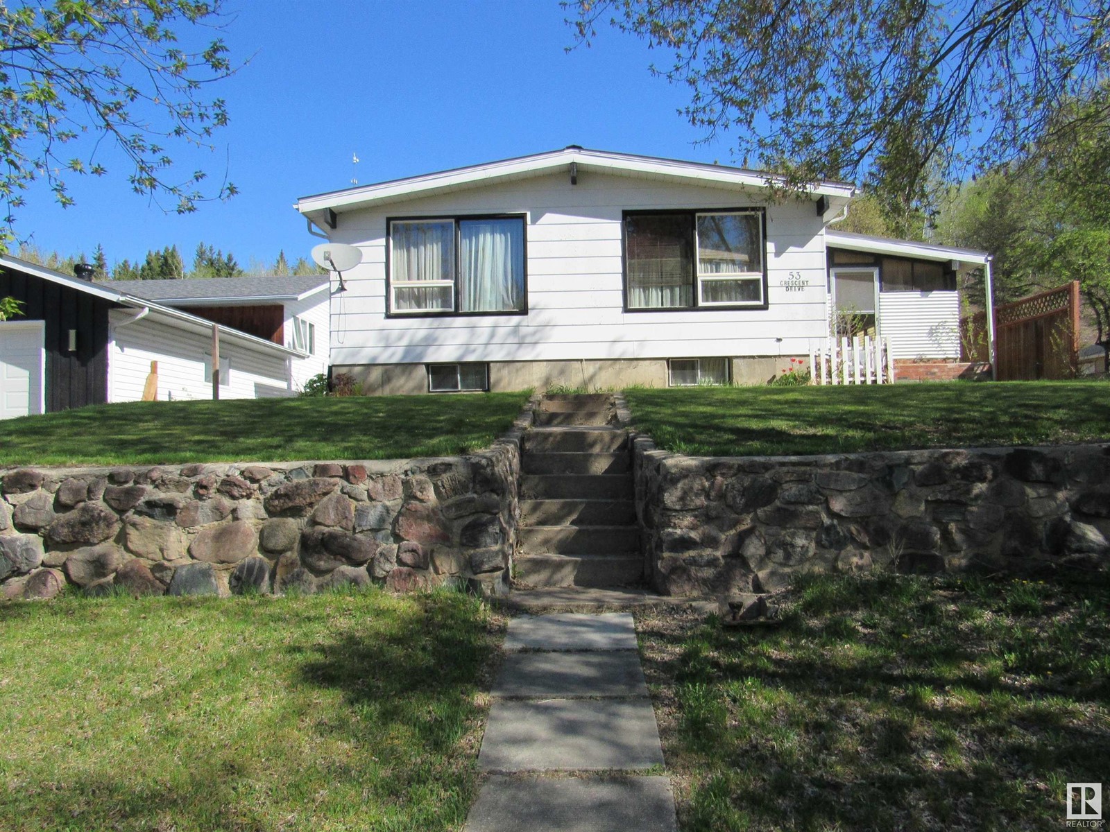 53 Crescent Drive