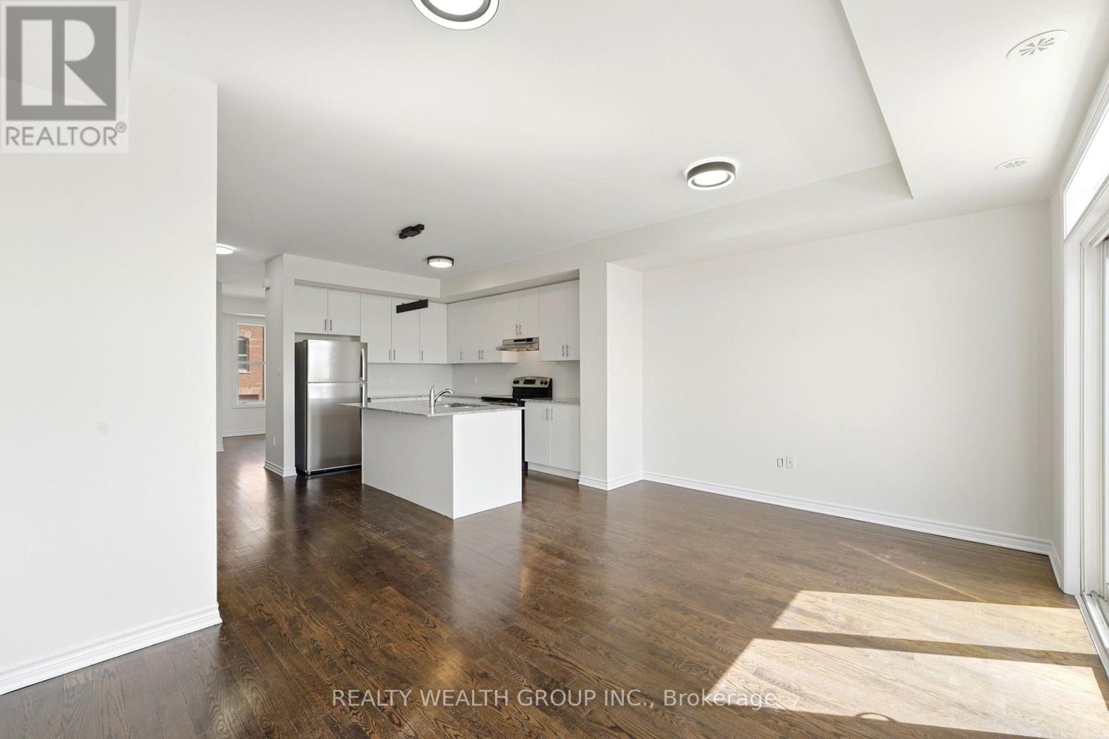 7 CITY PARK CIRCLE