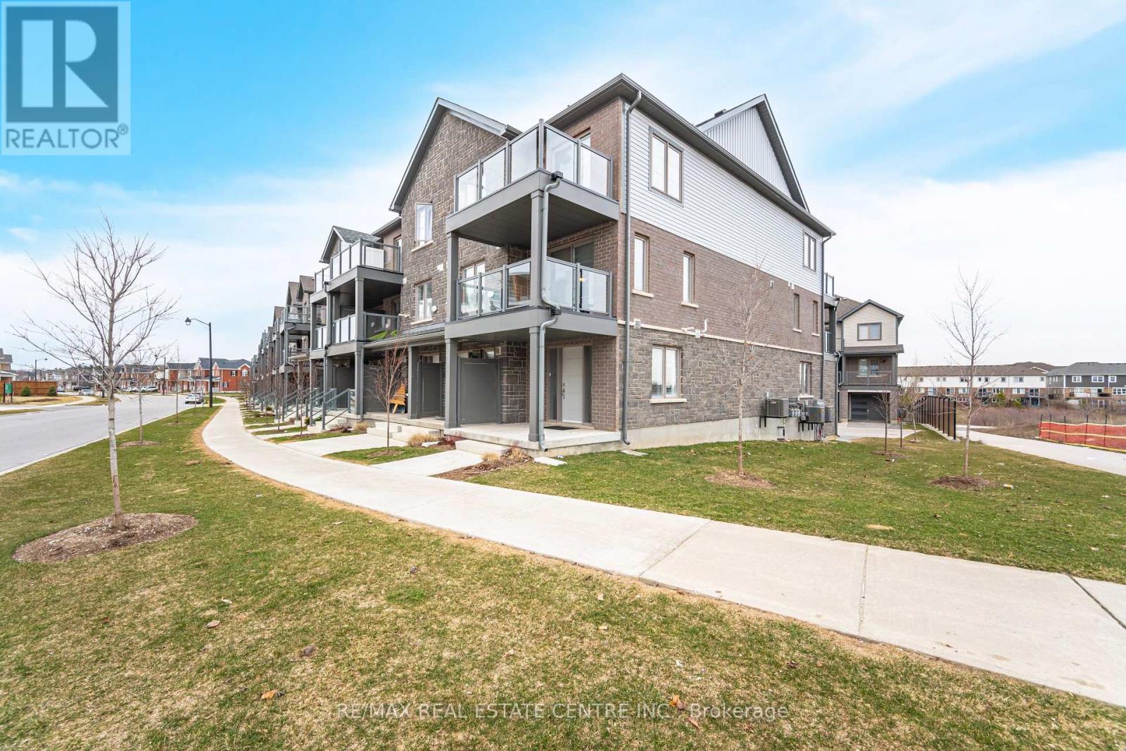 237 - 237 WEST OAK TRAIL S