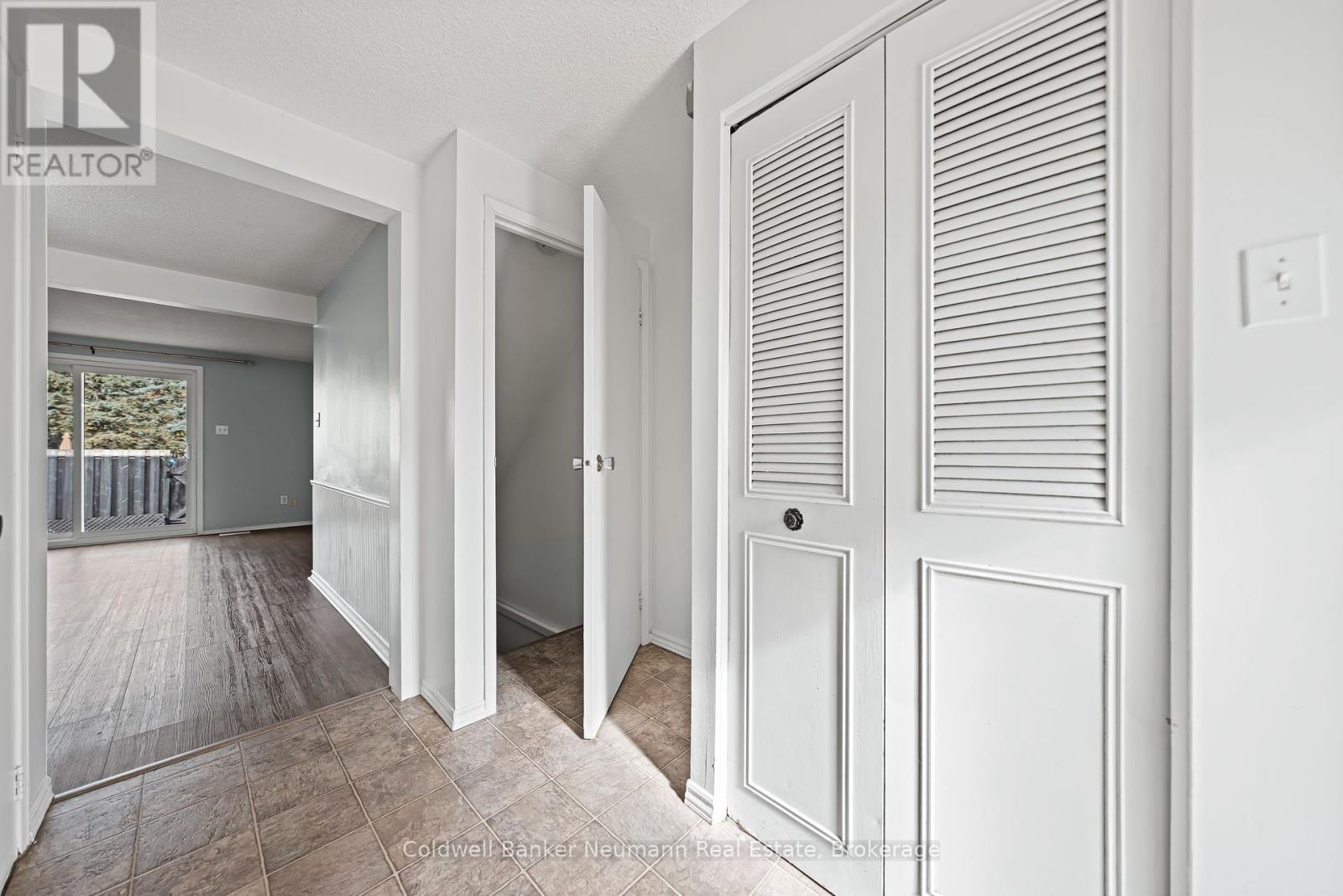 19 - 539 WILLOW ROAD