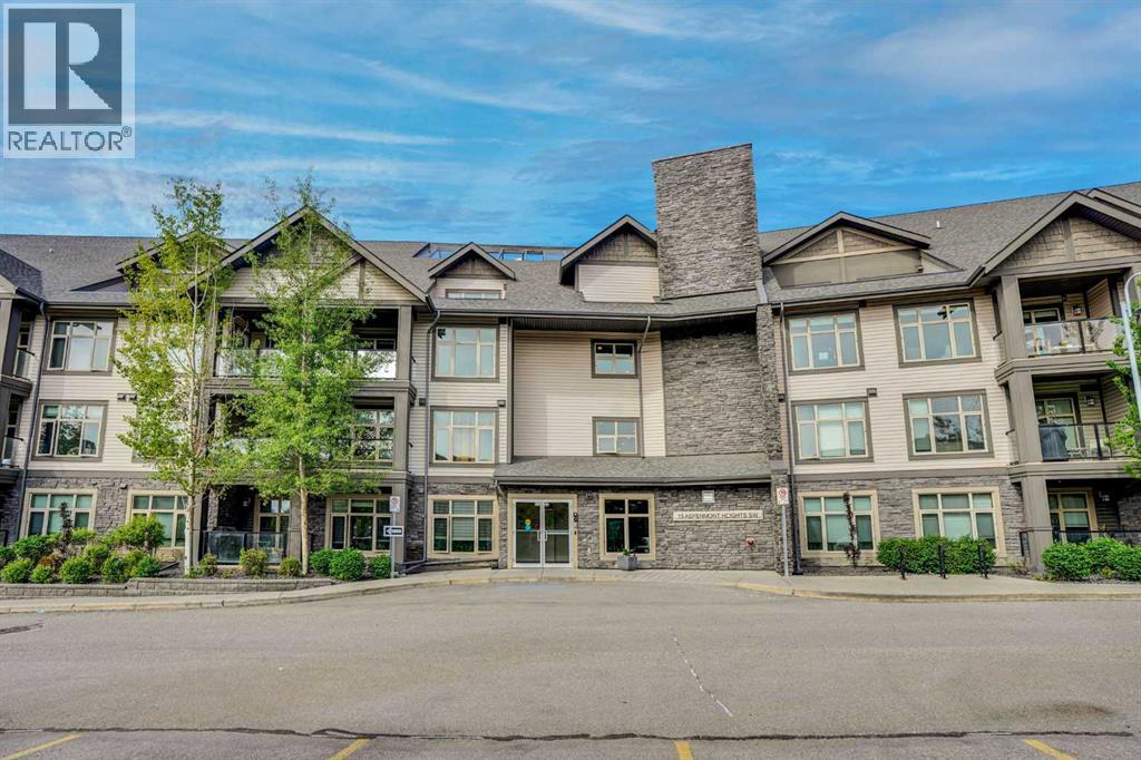 214, 15 Aspenmont Heights SW