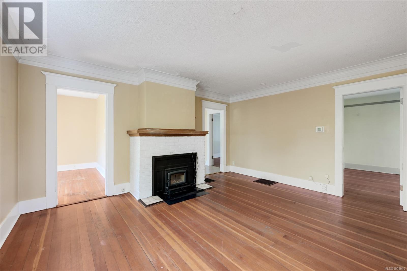 1056 Foul Bay Rd