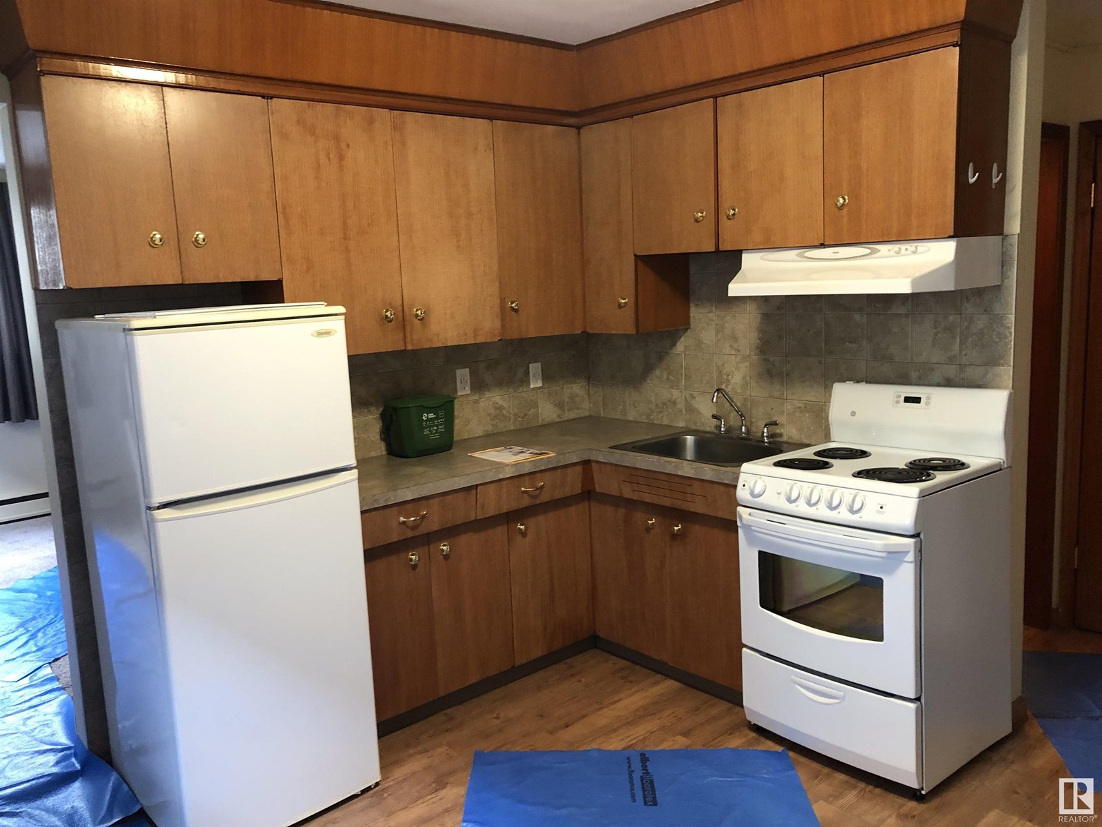 10742 106 ST NW