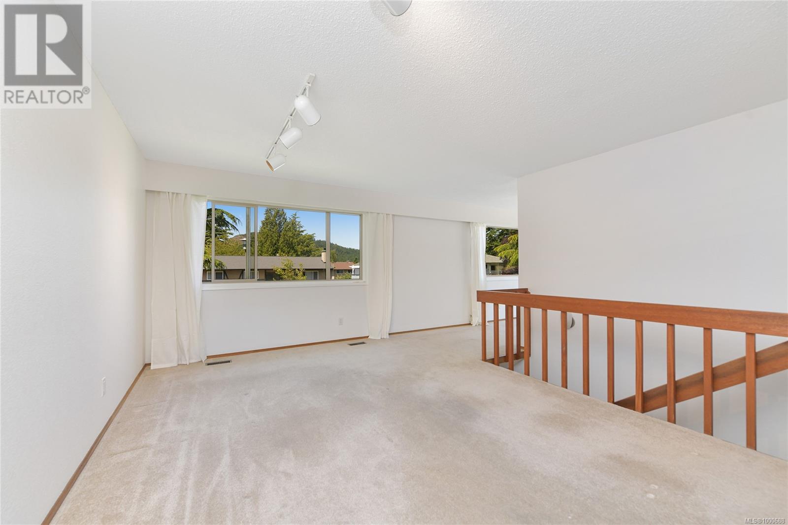 4387 Torrington Pl