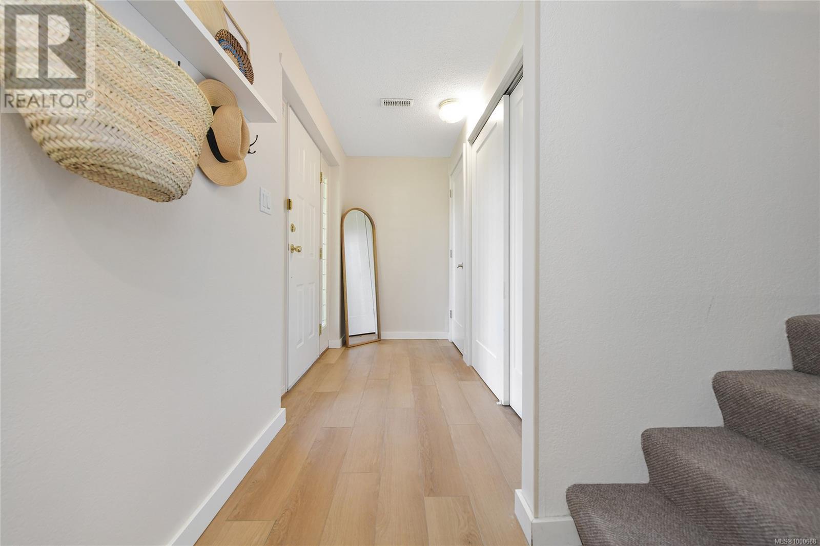 4387 Torrington Pl