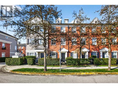 35 11067 BARNSTON VIEW ROAD Pitt Meadows BC V3Y2X3