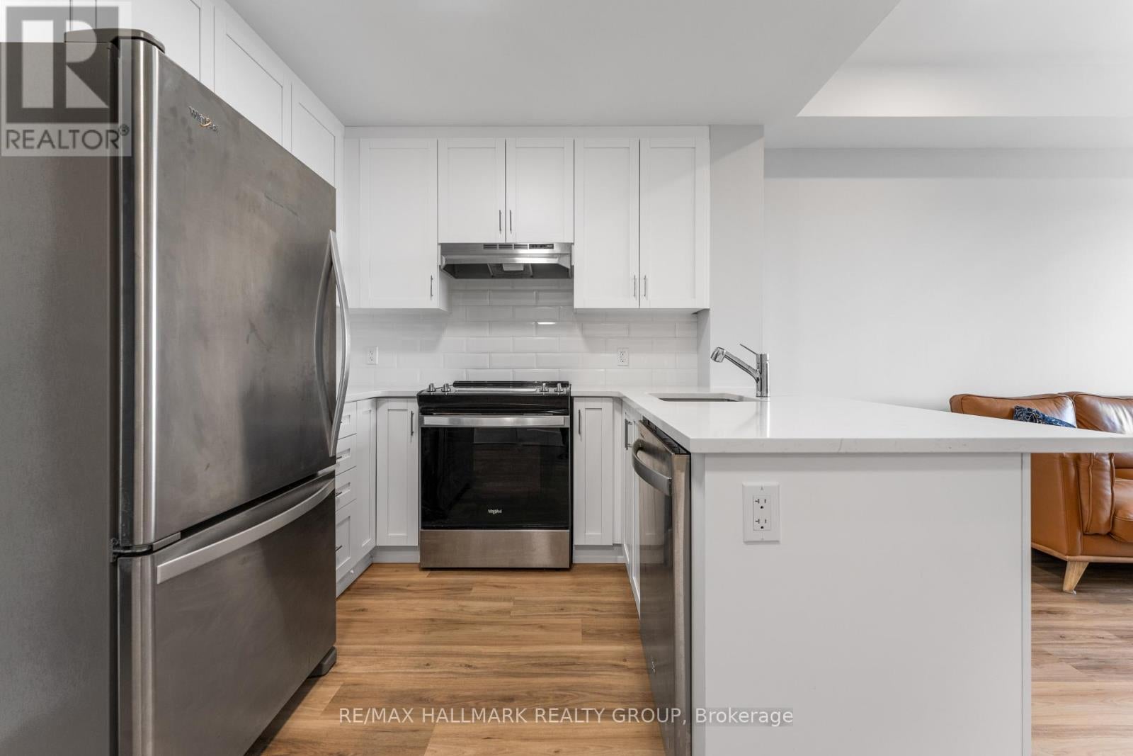 411 - 1350 HEMLOCK ROAD
