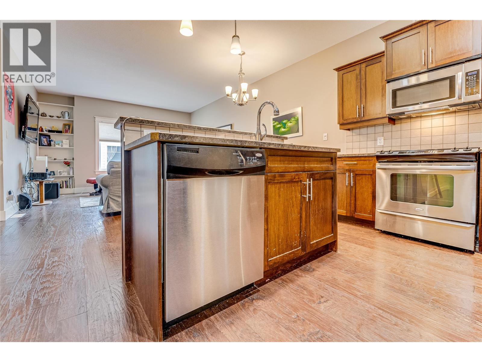 3606 25 Avenue Unit# 104