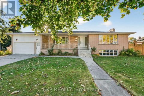 147 INVERNESS CRESCENT Kingston (West of Sir John A. Blvd) ON K7M6G9