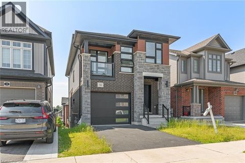 34 SPORTSMAN HILL Street Kitchener ON N2P0J3