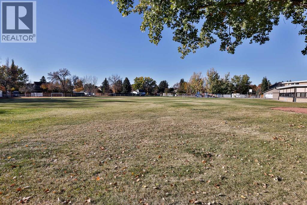 204 Corvette Crescent S