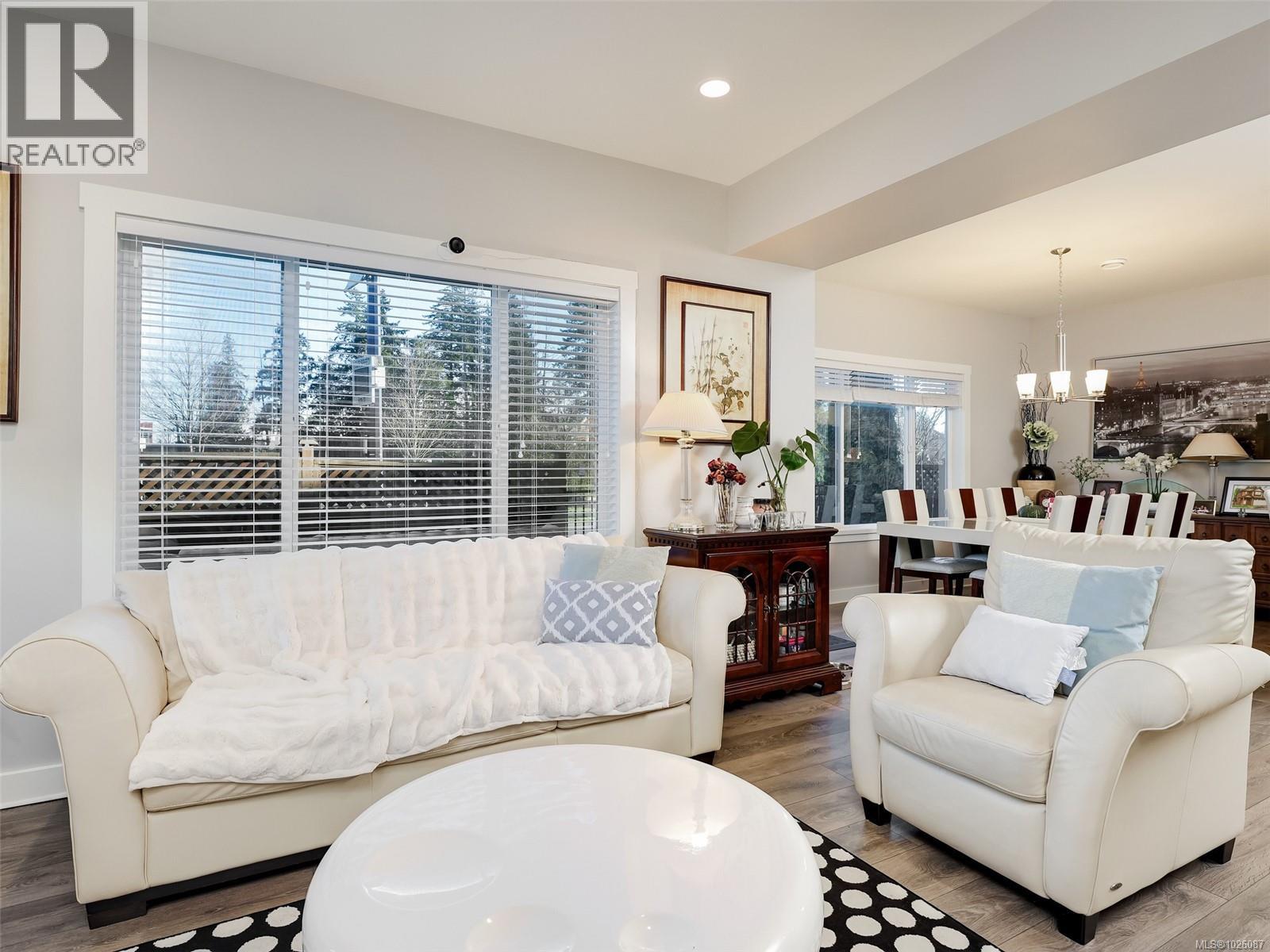 1326 Bombardier Cres