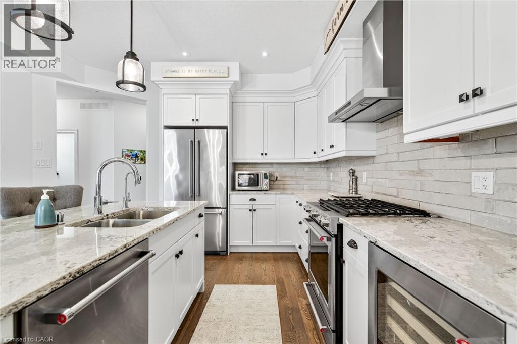 254 GOSLING Gardens Unit# 17