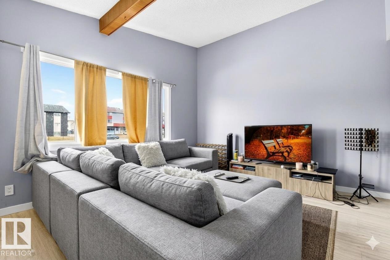 13111 82 ST NW