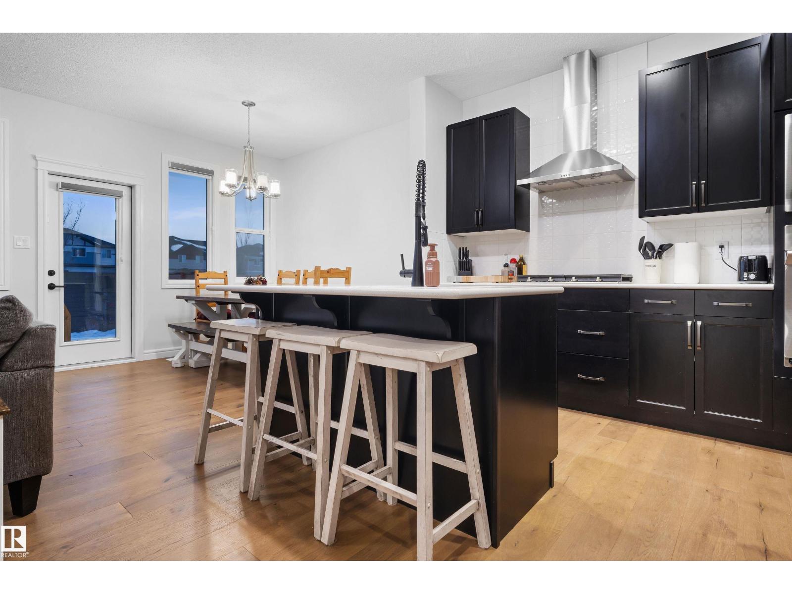 449 CONROY CR SW SW