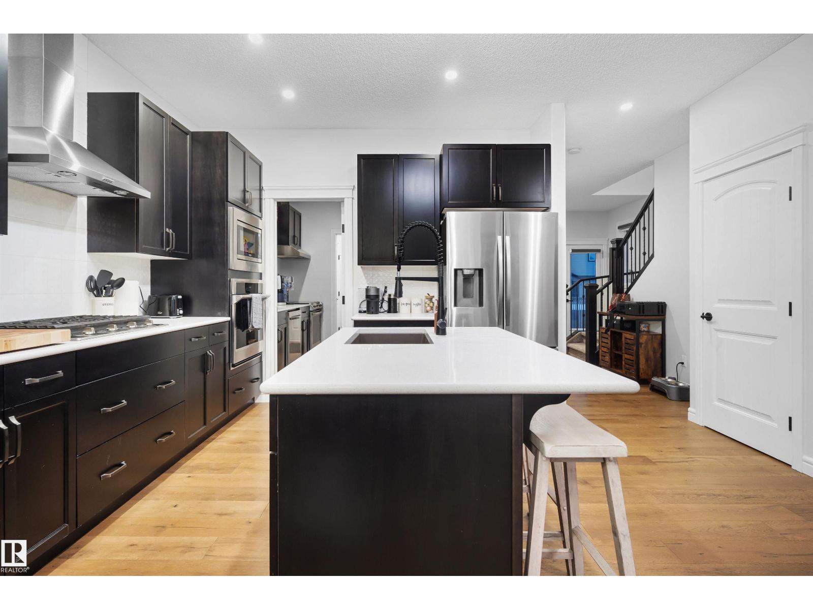 449 CONROY CR SW SW