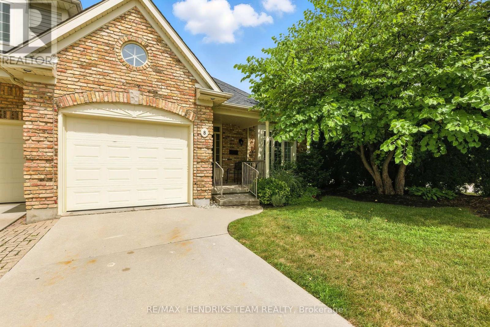 8 - 174 MARTINDALE ROAD