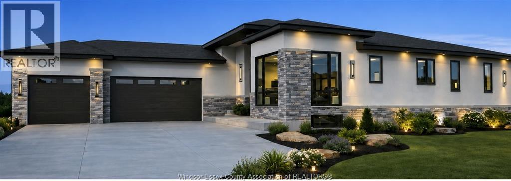 2 PEBBLE BEACH COURT