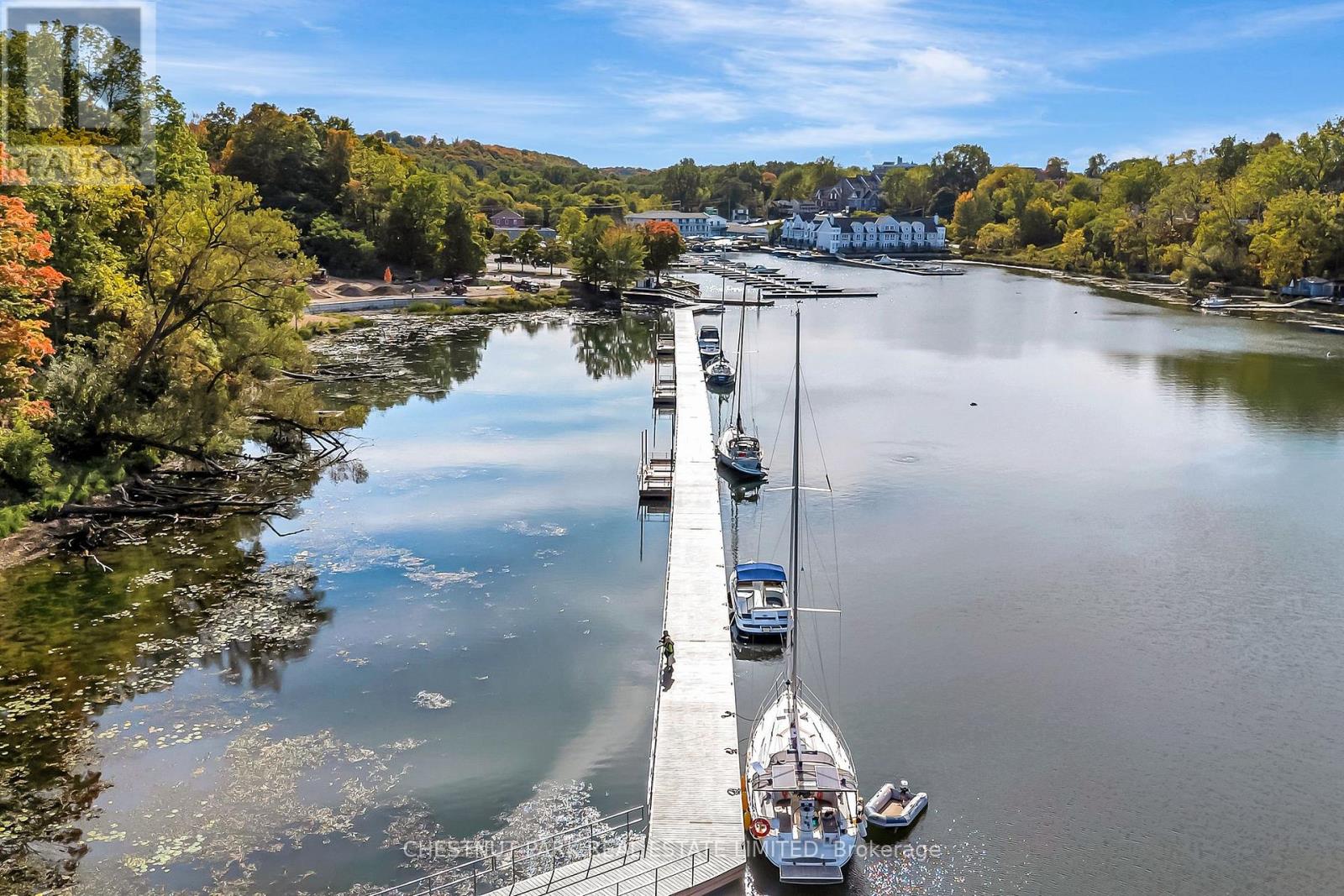 102 - 17 CLEAVE AVENUE