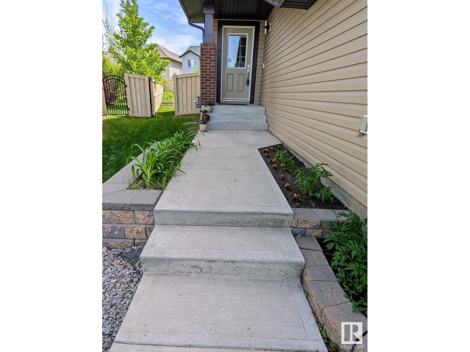 3425 ABBOTT WY SW