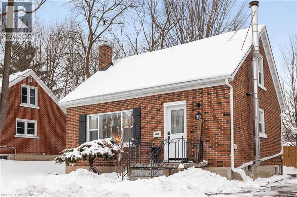 50 COLUMBIA Street W