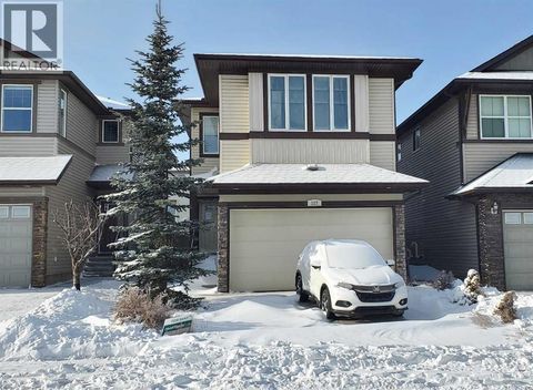 127 Panora Road NW Calgary AB T3K0T9