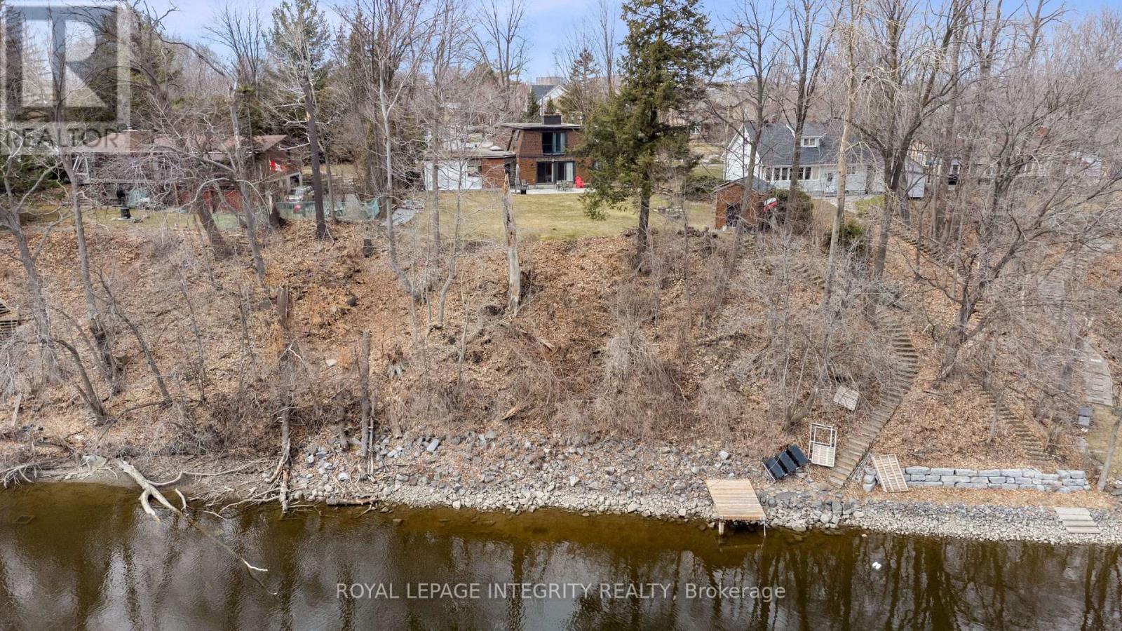 2061 PRINCE OF WALES DRIVE