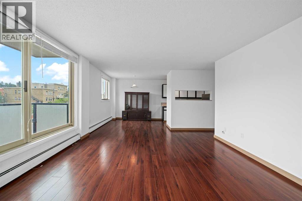 342, 1435 7 Avenue NW