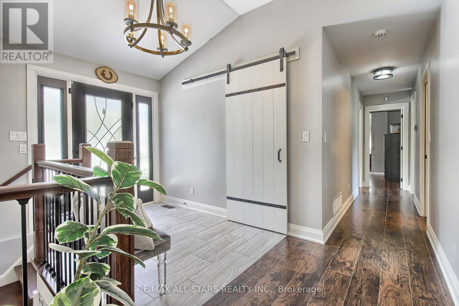 215 UXBRIDGE PICKERING TOWNLINE