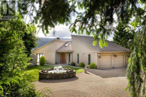 859 Melody Pl Central Saanich BC V9E2A2