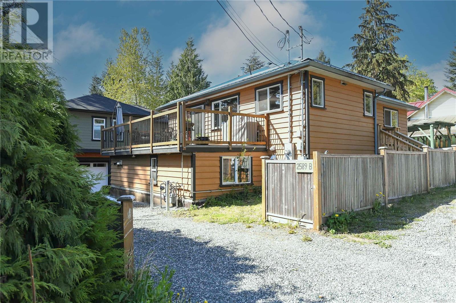A&B 2589 Dunsmuir Ave