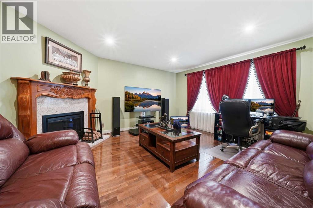 4728 Rundlehorn Drive NE