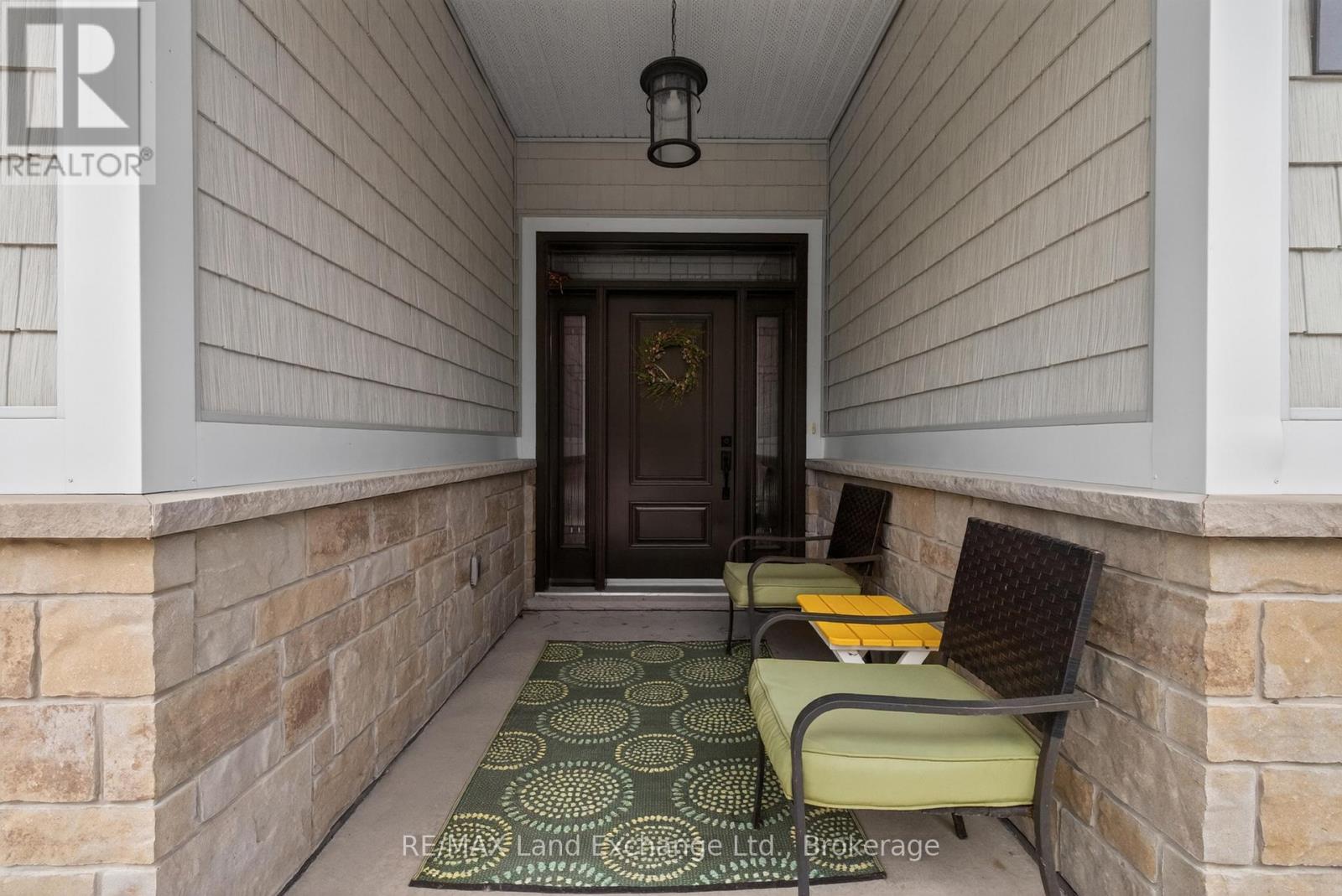 15 - 221 CARLOWAY TRAIL