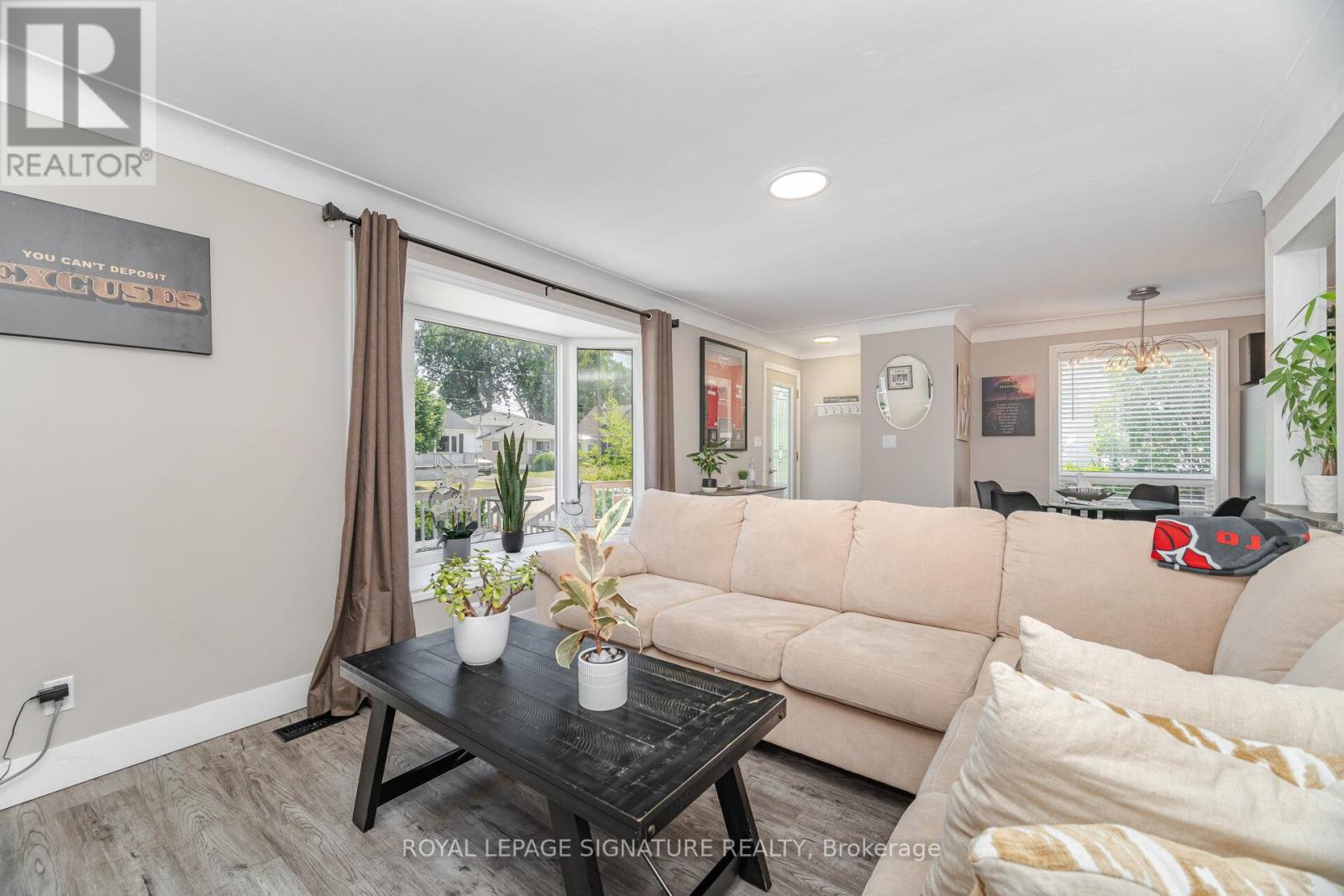 77 FAIRVIEW ROAD