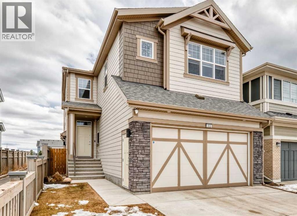 332 Magnolia Crescent SE