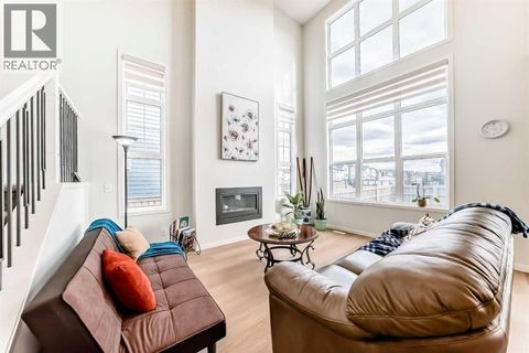 332 Magnolia Crescent SE Calgary AB T3M3M8